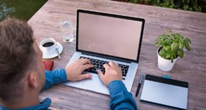 5 Tipps, wie Sie im Homeoffice Ihre Stromkosten senken