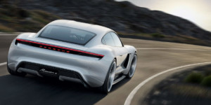 Porsche Mission E Heckansicht Porsche Mission E Heckansicht