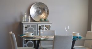 Mit Holz einrichten: Angenehmes Raumklima und Nachhaltigkeit