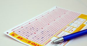 Im Lockdown die Zeit vertreiben und mit Millionen Euro ins neue Jahr starten